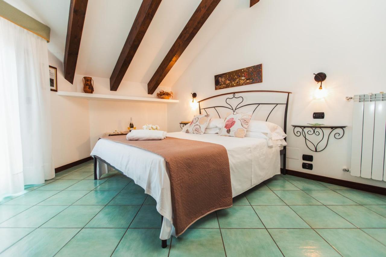 Roccia Fiorita Hotel Furore Luaran gambar